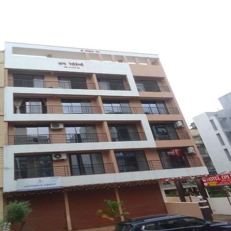 Hotel Om Sai Νάβι Μουμπάι Εξωτερικό φωτογραφία